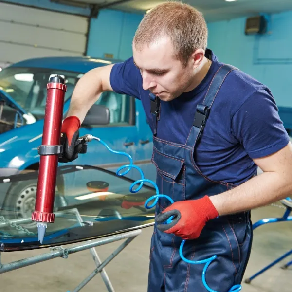 Alex, Auto Glass Technician