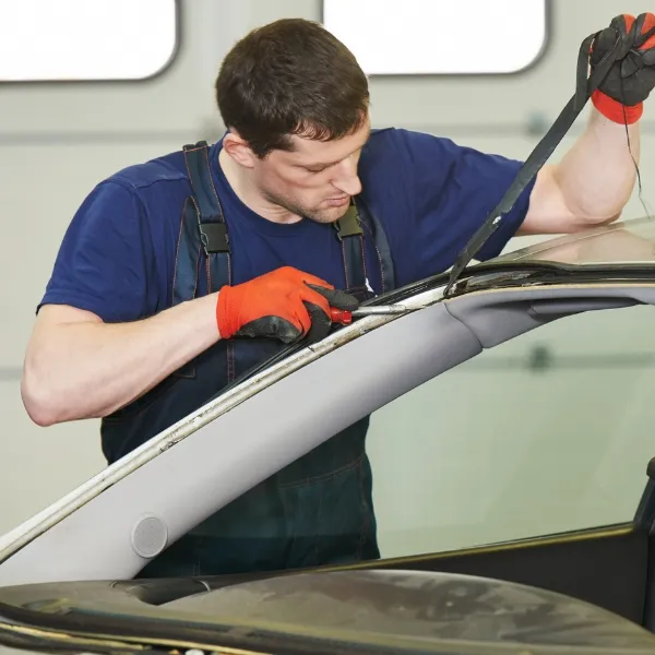 John, Auto Glass Technician